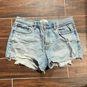 Abercrombie - The Mom Shorts - 32